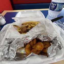 Philly Hut - Buff basket.
