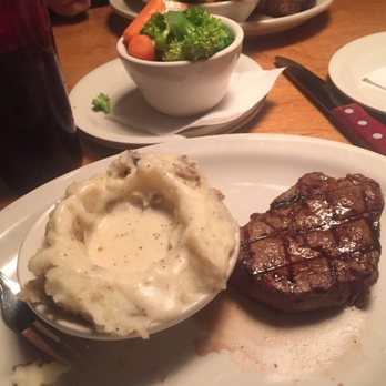 Texas Roadhouse - Dallas fillet with mashed potatoes and veggies. - Steakhouses Near Me - Eugene, Oregon