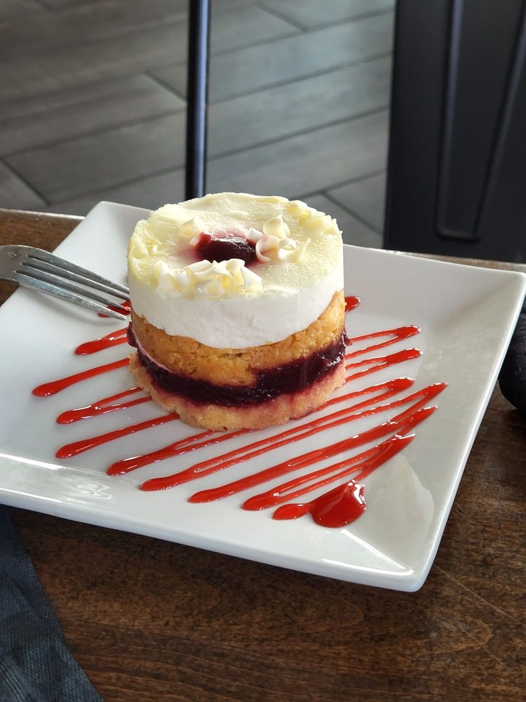 CATCHES WATERFRONT GRILLE 273 Photos & 372 Reviews 7811 Bayview St