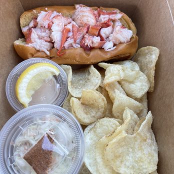 Royal Lobster - Seafood Near Me - Honolulu, Hawaii