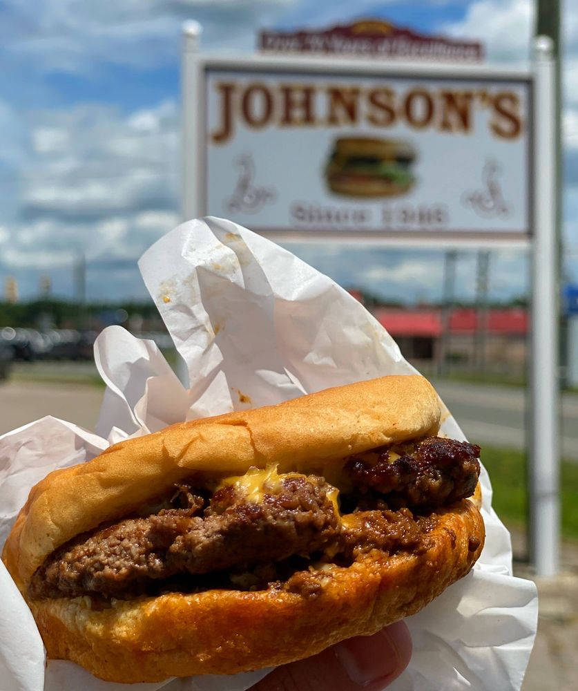 JOHNSON’S DRIVE IN RESTAURANT Updated August 2024 81 Photos & 95