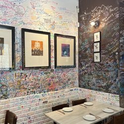 La Pepita - The walls!