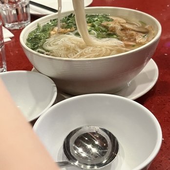 Au Lac - Large Seafood Noodle Soup ! So good - Vietnamese Near Me - Fountain Valley, California