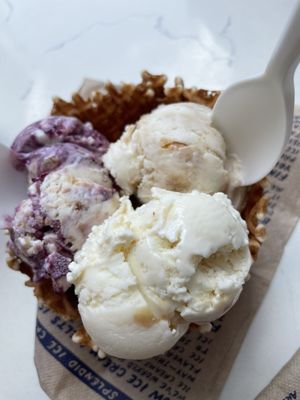Jeni's Splendid Ice Creams by null