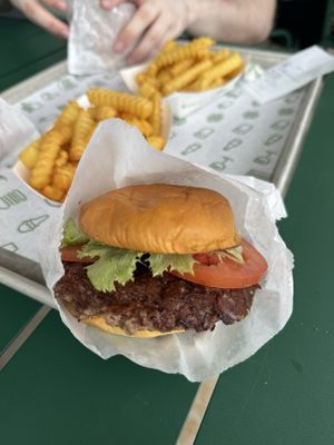 Shake Shack San Marcos by null
