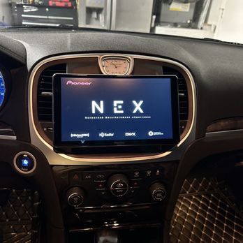 Cartronics - Pioneer 10.1 Wireless CarPlay maestro integration  Chrysler 300c - Car Stereo Installation Near Me - Miami, Florida