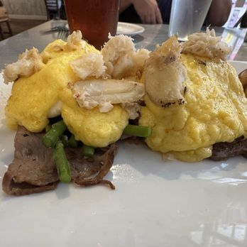 Franny's Farm Table - Rib Eye "Oscar" Benedict - American Near Me - Placerville, California