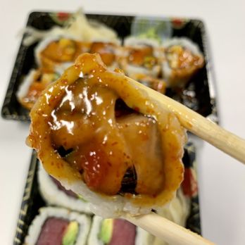 Sushi Time - Spicy Yellowtail & Cucumber Roll; IG: @katzlundell - Japanese Near Me - Torrance, California