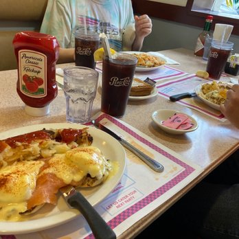 Buccaneer Diner - Diners Near Me - East Elmhurst, New York
