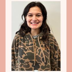Ashby Orthodontics - No more brackets, no more wires... just a whole lot of smiling!
Congratulations Nikki on finishing your treatment.