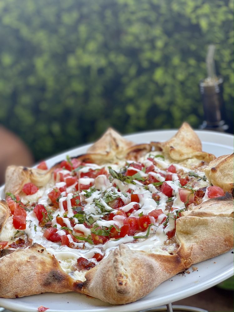 Food from Mister O1 Extraordinary Pizza Mizner