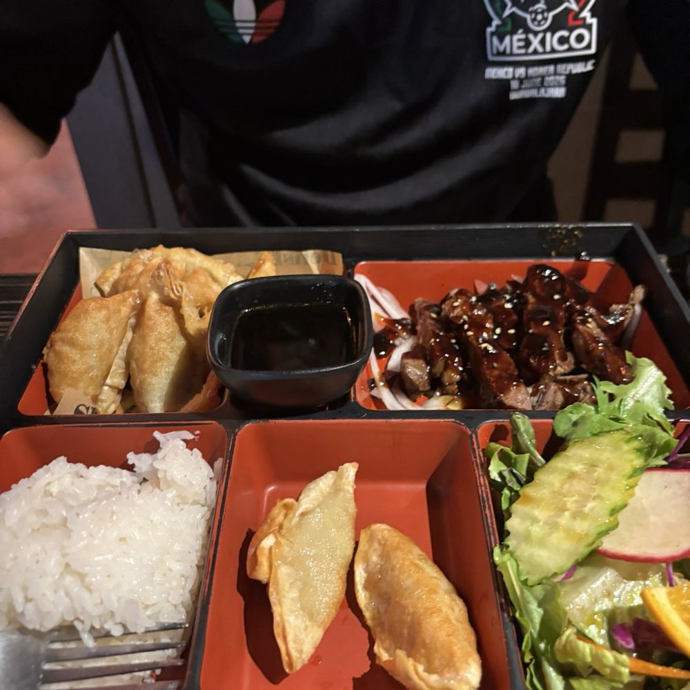 Sushiya - Lunch Bento Box (1 Basic + 1 Side) - Sushi Bars Near Me - San Dimas, California Sushiya - Lunch Bento Box (1 Basic + 1 Side) - Sushi Bars Near Me - San Dimas, California
