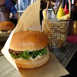 Crazy Horse - Classic burger with cheese