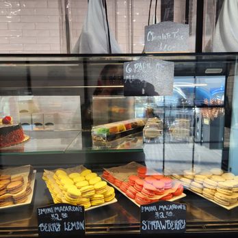 Cannelle by Matt Knio - Bakeries Near Me - Farmington, Michigan