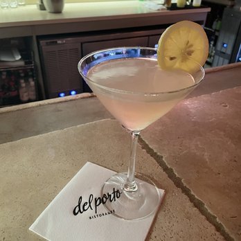 Del Porto Ristorante - Lemon lavender martini - Italian Near Me - Covington, Louisiana Del Porto Ristorante - Lemon lavender martini - Italian Near Me - Covington, Louisiana