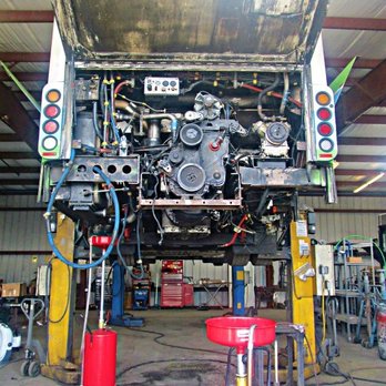 CoachCrafters - Oil Changes, Diesel Exhaust, Brakes, Suspension, A/C Service&Repair, Engine Overhauls - RV Repair Near Me - Tavares, Florida