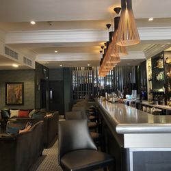 IX The Chester Hotel Restaurant - Hotel bar