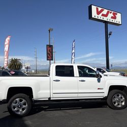 VJ'S Auto Center - 2019 Chevrolet Silverado HD2500 LTZ Fully Loaded $49,777!!
