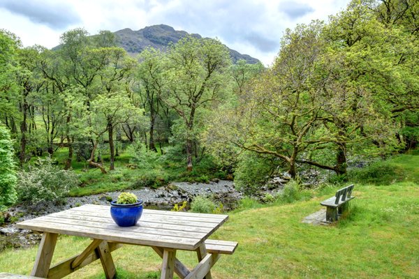 YHA Borrowdale by null