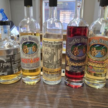BootLeg Distilling - Tasting - Distilleries Near Me - Martinsburg, West Virginia BootLeg Distilling - Tasting - Distilleries Near Me - Martinsburg, West Virginia