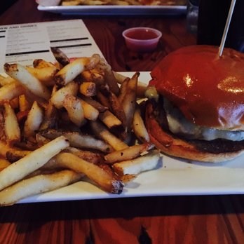 Chomp Kitchen & Drinks - Huge portion of fries, delicious burgers - American Near Me - Warren, Rhode Island