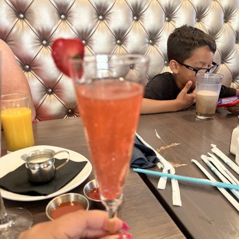 Hash Kitchen - Strawberry mimosa - Breakfast & Brunch Near Me - Peoria, Arizona Hash Kitchen - Strawberry mimosa - Breakfast & Brunch Near Me - Peoria, Arizona