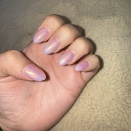 Asked for short almond nails with pink chrome. I love them!