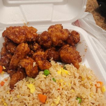 Panda Express - Plate - Chinese Near Me - Walpole, Massachusetts