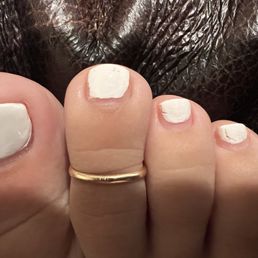 Done YESTERDAY. Terrible nail polish technique. Done YESTERDAY. Terrible nail polish technique.