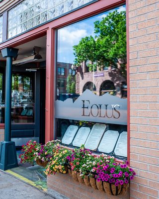 Eolus Bar & Dining by null