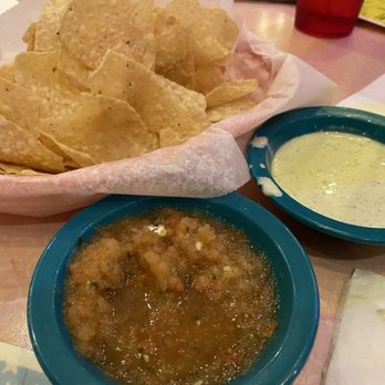 Chuy's - Chips and salsa - Bars Near Me - Pembroke Pines, Florida