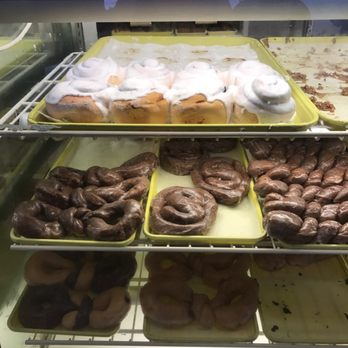 Donut King - Donuts Near Me - Minneola, Florida