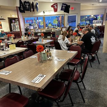 Nicely's - A view of the dining area. - American Near Me - Lee Vining, California