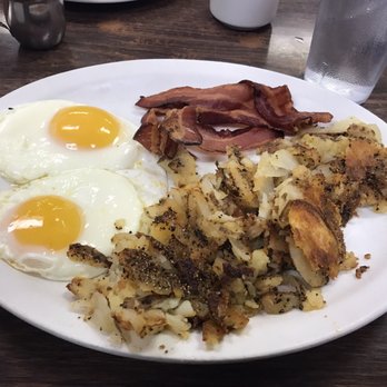 Dot's Diner - Farmers breakfast - Breakfast & Brunch Near Me - Boulder, Colorado