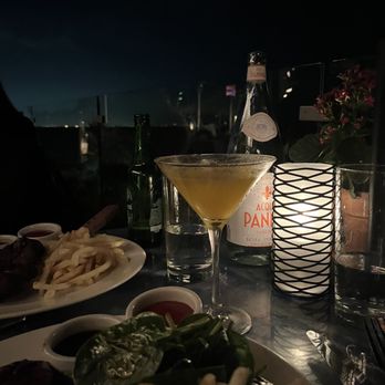 Geoffrey's Malibu - Seafood Near Me - Malibu, California