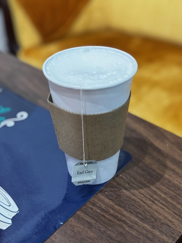 Kat's Coffee House Logo