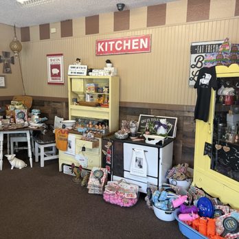 Mike & Ronda's The Place West - restaurant store - Breakfast & Brunch Near Me - Flagstaff, Arizona Mike & Ronda's The Place West - restaurant store - Breakfast & Brunch Near Me - Flagstaff, Arizona