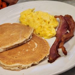 Palatine Inn Restaurant - Eggs, bacon, pancakes