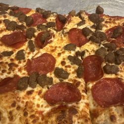 In The Game Funtrackers - Try the pizza! 8 out of 10