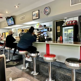 Cody's Diner - Diners Near Me - New Haven, Connecticut