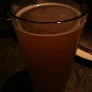 Yard House - Kona Wailua Wheat - New American Near Me - Honolulu, Hawaii