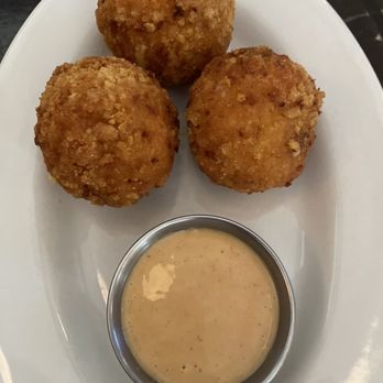 The Local - Hatch Mac & cheese - New American Near Me - Austin, Texas