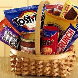 Simon Says Roses - Tasty food baskets