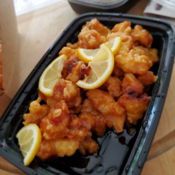 Fantasy Restaurant - Lemon chicken - Cantonese Near Me - Petaluma, California