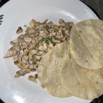 Ah Carbon! - Tacos - Mexican Near Me - Playa del Carmen, ROO Ah Carbon! - Tacos - Mexican Near Me - Playa del Carmen, ROO
