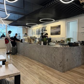 Oro Chocolate & Coffee - Chocolatiers & Shops Near Me - Chicago, Illinois