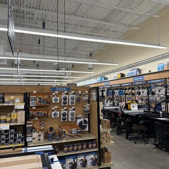 hardware store brookfield