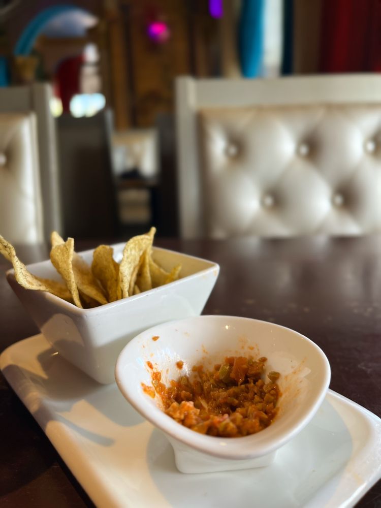 La Vie Lebanese Restaurant