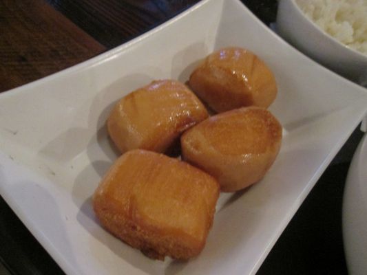 Wok & Staple by null