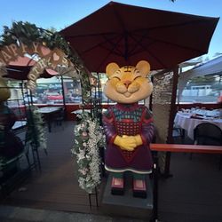 Crouching Tiger Restaurant & Bar